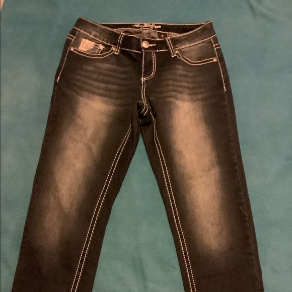 Love Indigo Premium Jean capris size 4 - Picture 8 of 8